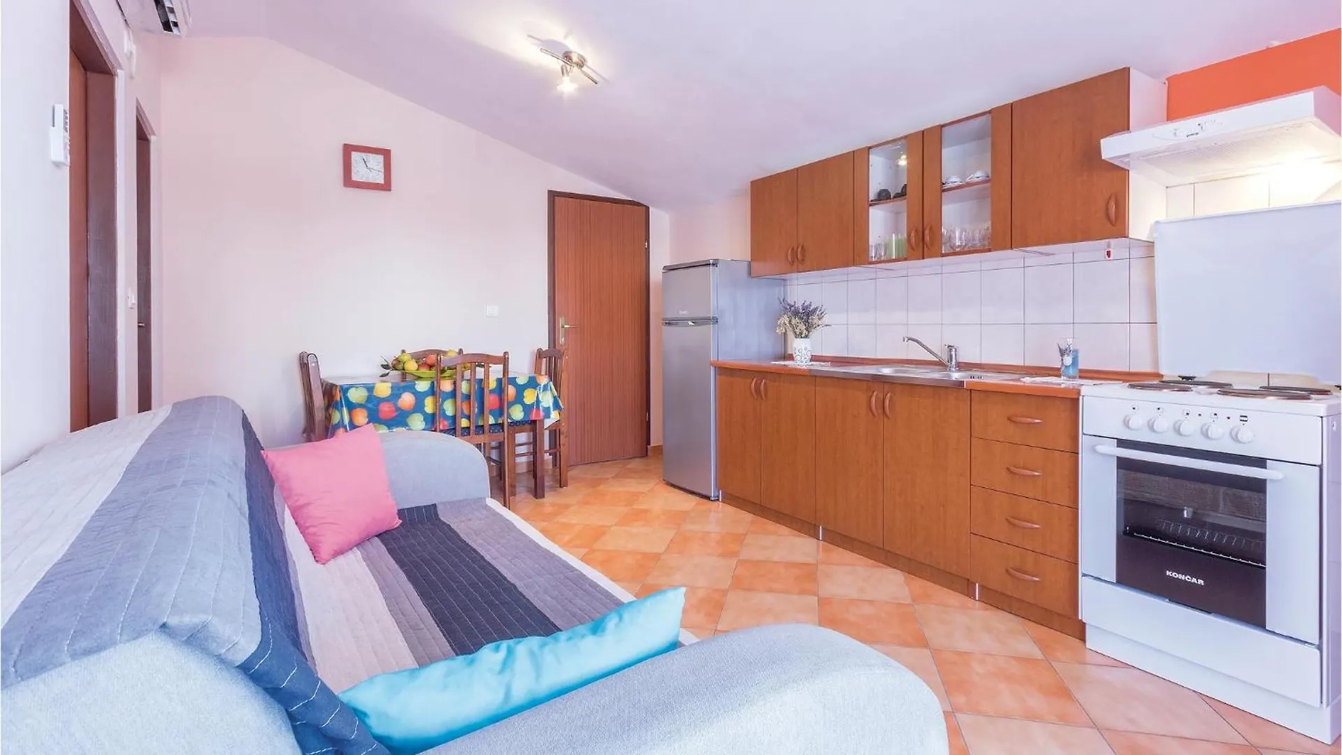 2 Bedroom Amazing Home In Betiga Barbariga