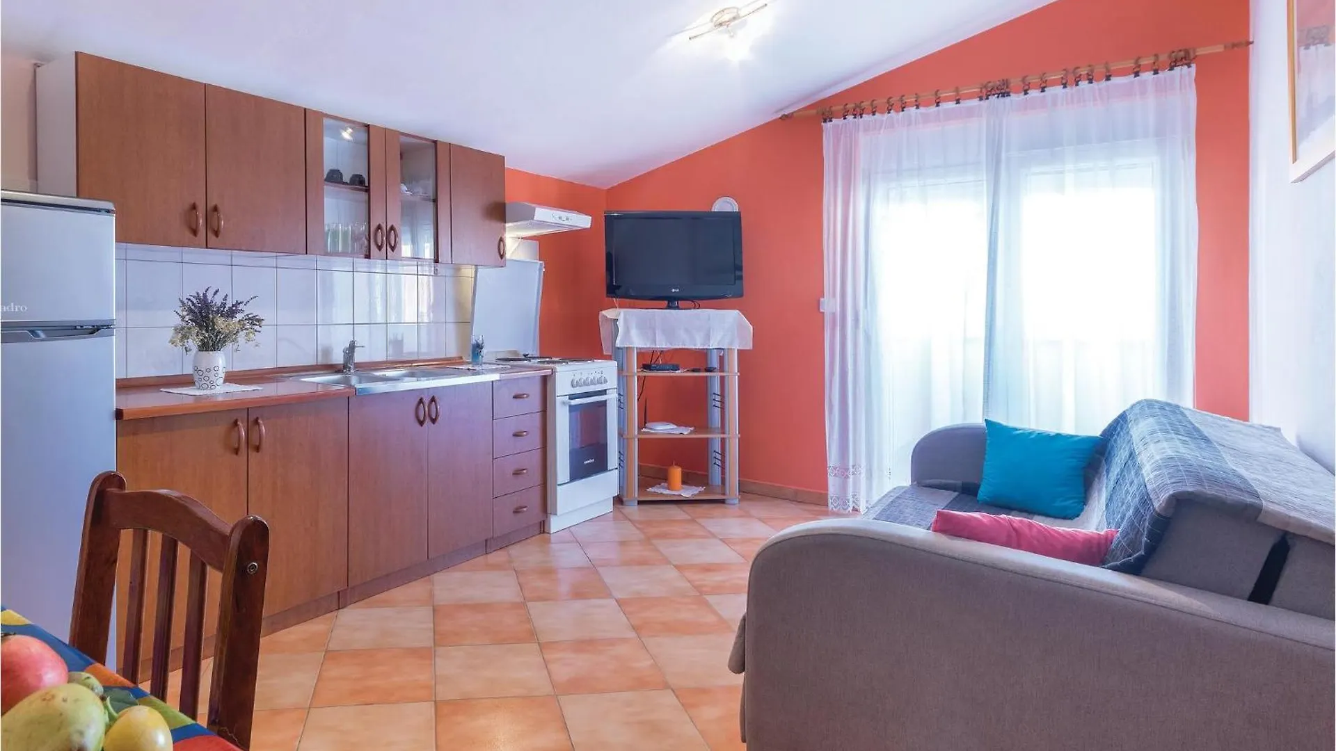 2 Bedroom Amazing Home In Betiga Barbariga 0*,  Kroatië